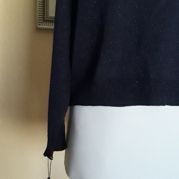 Calvin Klein Sweater - Picture 3 of 7